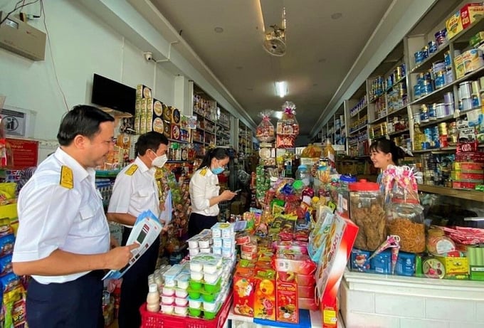 Thủ tướng: Có giải pháp nâng ngưỡng chịu thuế thu nhập của hộ kinh doanh